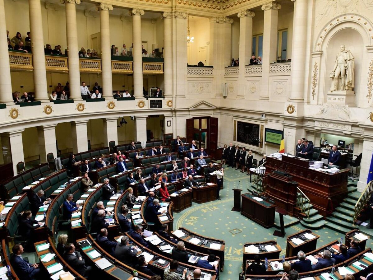 Begroting wordt evenwichtsoefening met drie gewichten